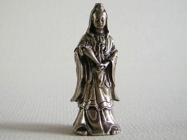 Solid silver Guanyin - (4375)